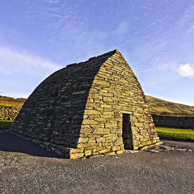 dry stone oratory and enclosure